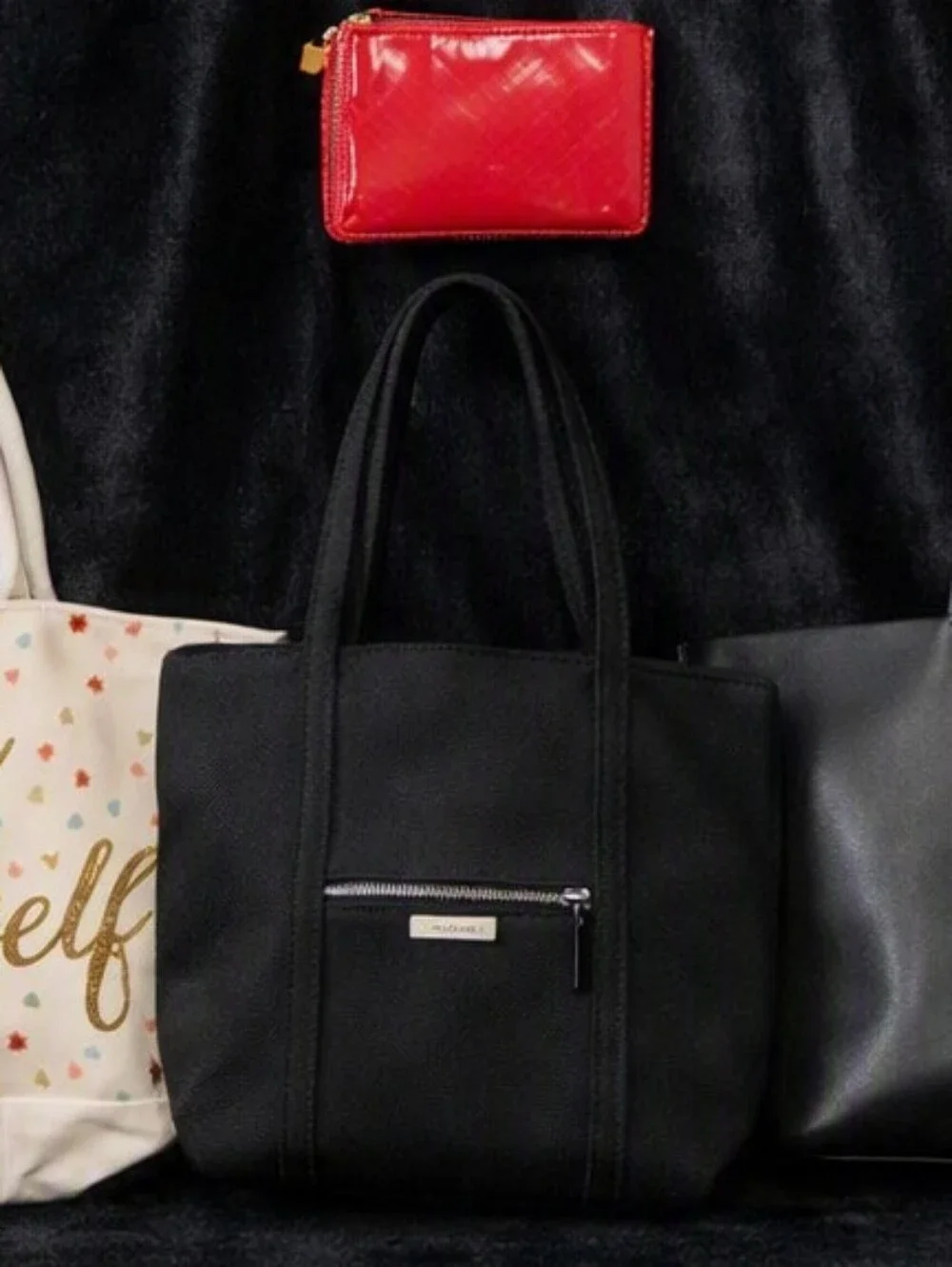 3 Totes Totally + VS Wristlet Bundle. MSRP $264. Large Totes. - Picture 2 of 7